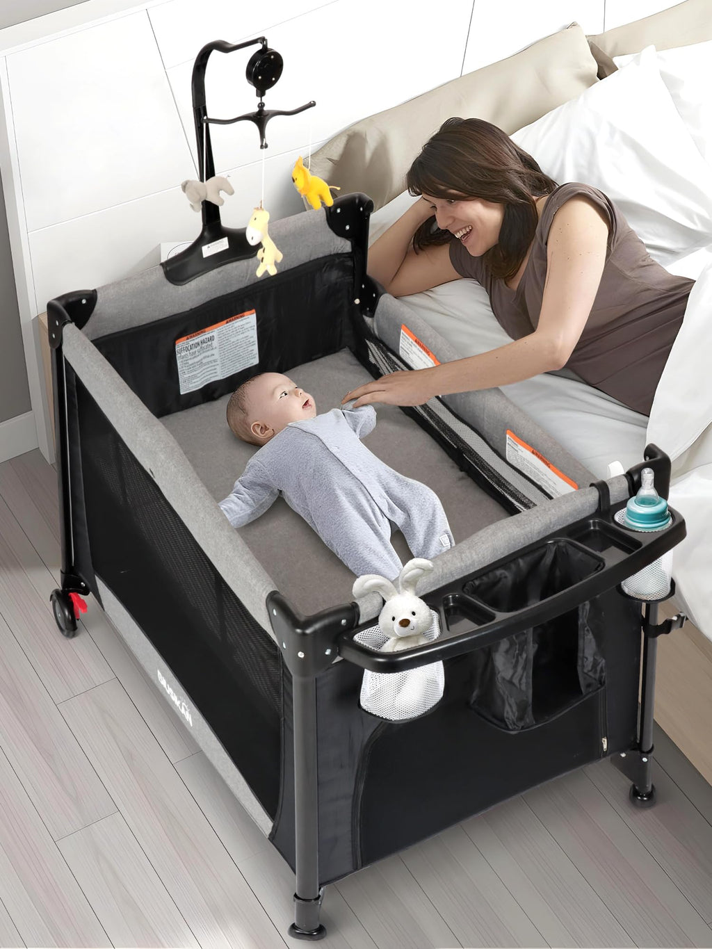 Baby Bassinet, Pack and Play with Bassinet, Bedside Sleeper with Diaper Changer K6198