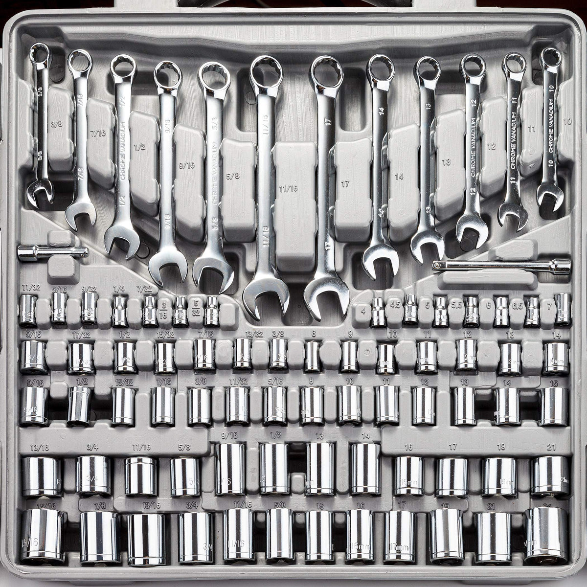 205-Piece Ratchet Wrench Tool Set J781216